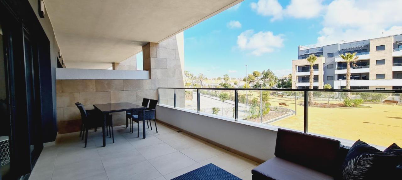 Luxury Apartment In Flamenca Village/Orihuela Costa Dehesa de Campoamor  エクステリア 写真